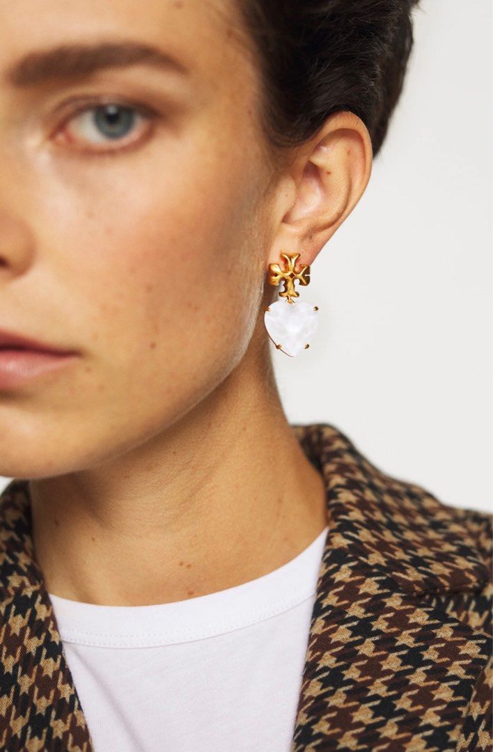 Tory burch carved kira heart earrings new arrivals