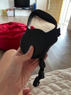 Brand new retractable leash