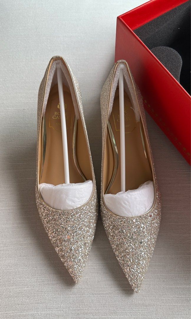 Gold bridal 2024 shoes low heel