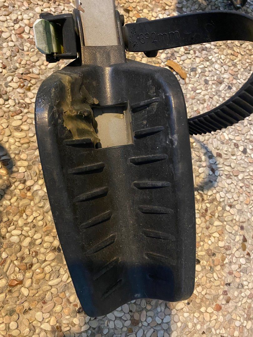 Buzz pilot 2 bicycle rack for sale, Sports Equipment, Bicycles & Parts