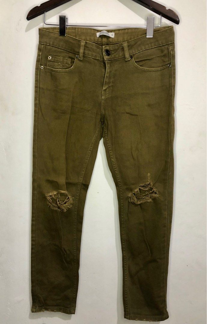 Calliope Tattered Jeans, Women's Fashion, Bottoms, Jeans on Carousell