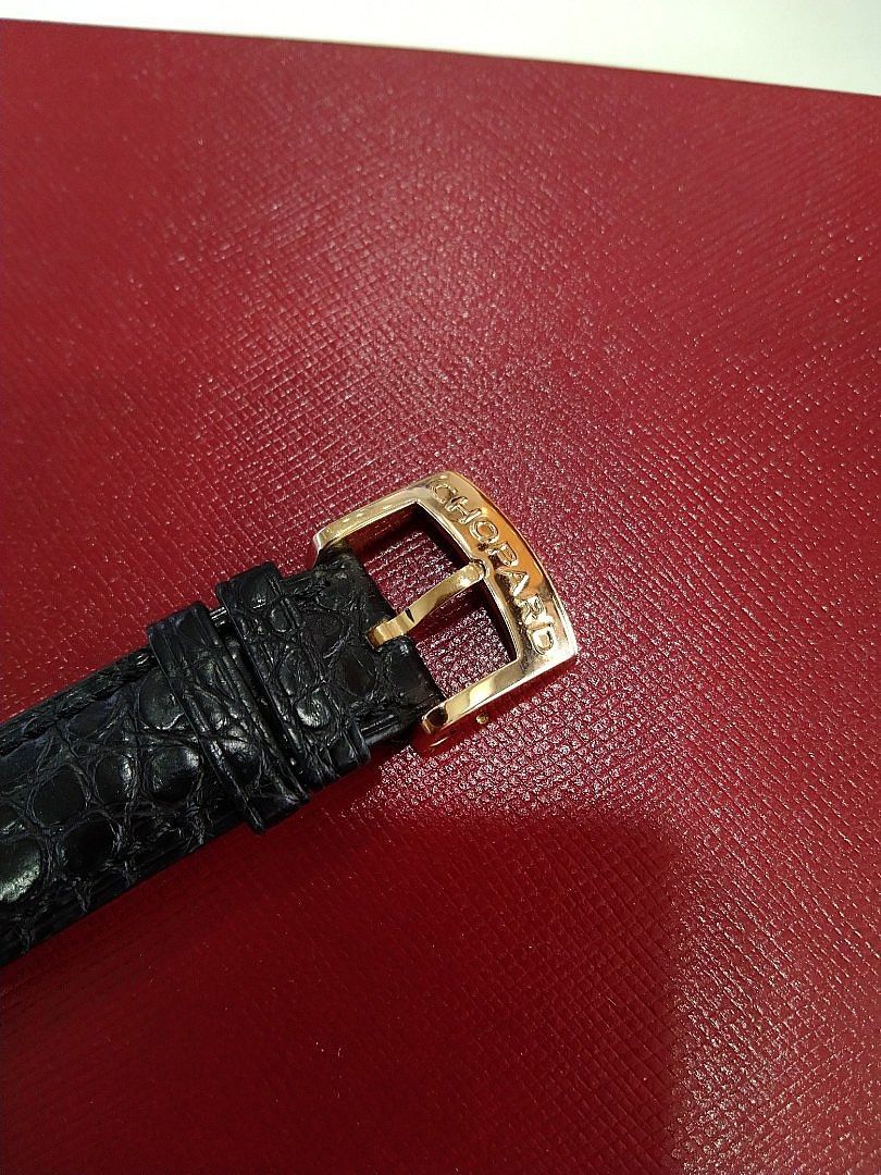 Chopard automatic in 18k gold, Luxury, Watches on Carousell