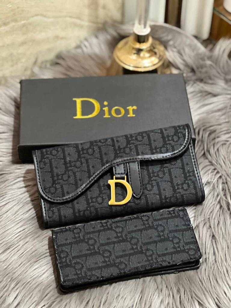 Christian Dior Wallet, Fashion, Wanita di Carousell