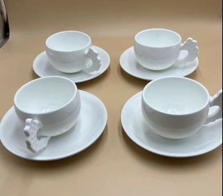 Coffee Cup Set of 4pcs Ceramic White Cups With Ceramic Cup Mat, Cup and Saucer Set
Cup Size: 8.7x6.5cm
Ceramic Cup Mat Size: 16cm