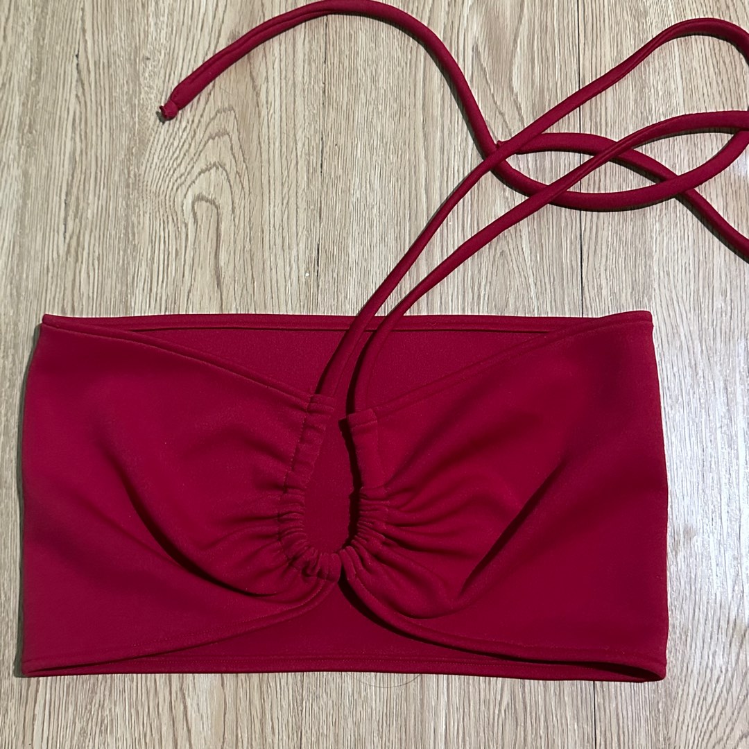 Criss cross halter top, Women's Fashion, Tops, Sleeveless on Carousell