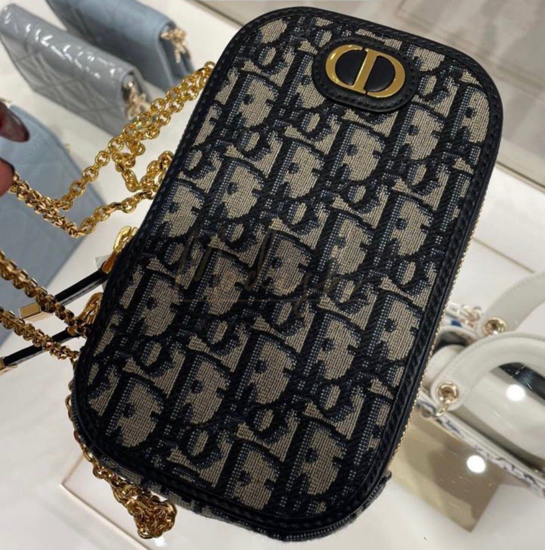 Dior 30 montaigne phone holder, Women's Fashion, Bags & Wallets, Purses ...