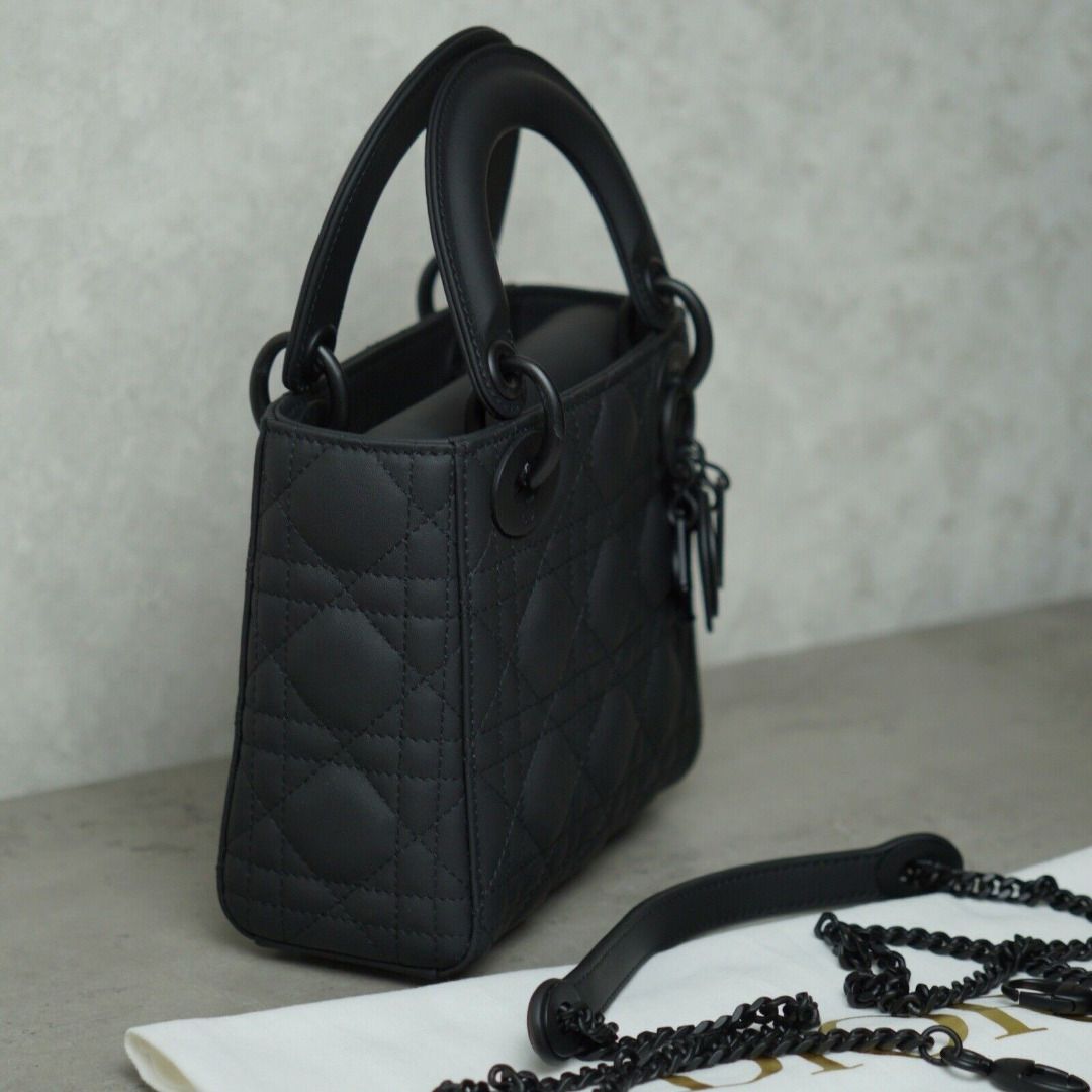 Mini lady dior bag black ultramatte cannage clearance calfskin