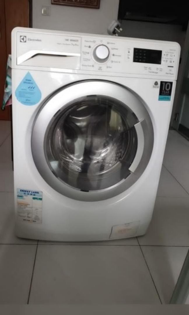 Electrolux Washing Machine, TV & Home Appliances, Washing Machines and