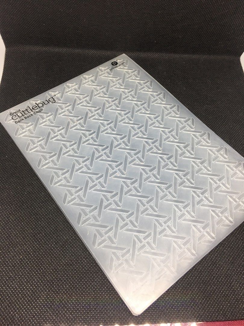 Embossing essentials embossing folder, Hobbies & Toys, Stationary & Craft, Craft Supplies