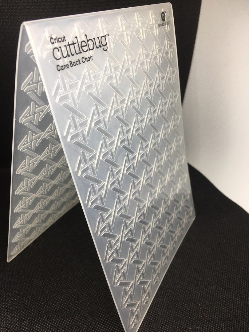 Embossing essentials embossing folder, Hobbies & Toys, Stationary & Craft, Craft Supplies