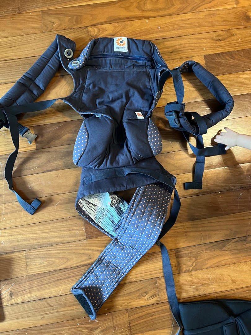 Ergobaby Carrier 360 in Dusty Blue Babies Kids Going Out Carriers Slings on Carousell