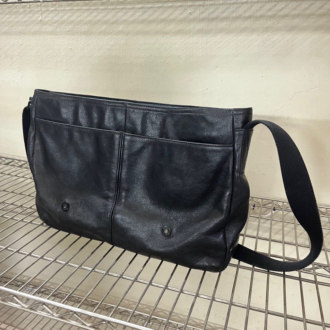 Fossil Buckner Messenger Bag Black, Men's Fashion, Bags, Sling Bags on