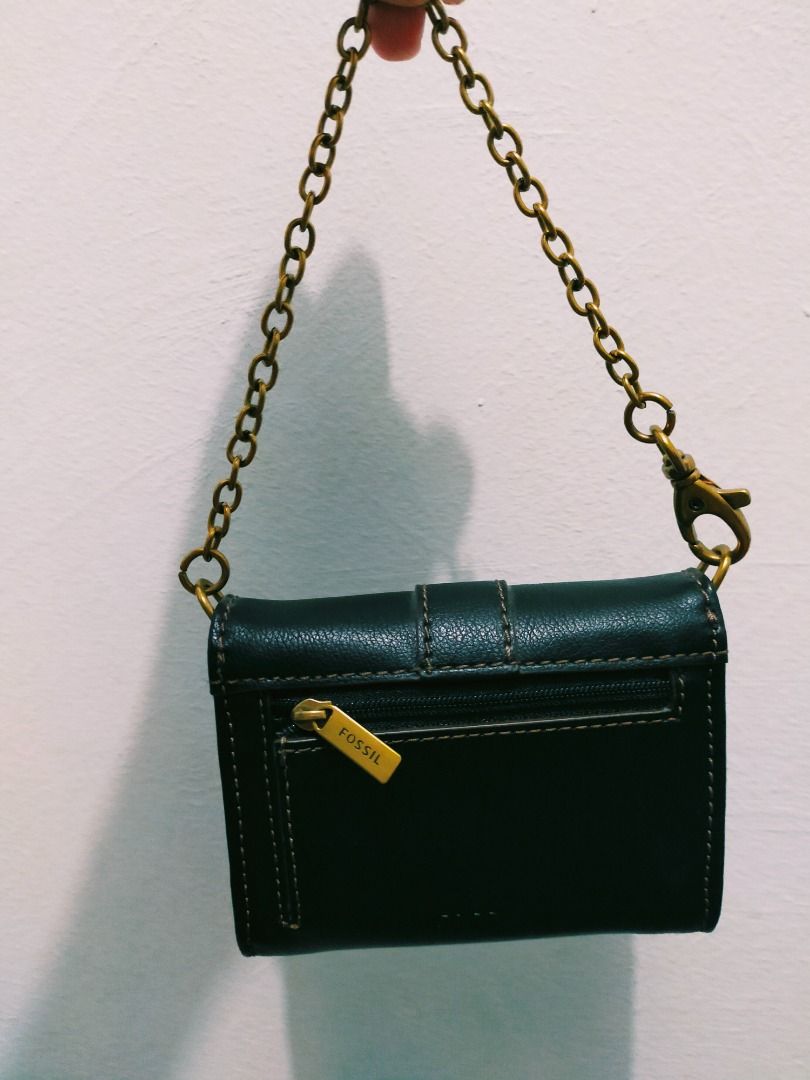 Fossil chain wallet