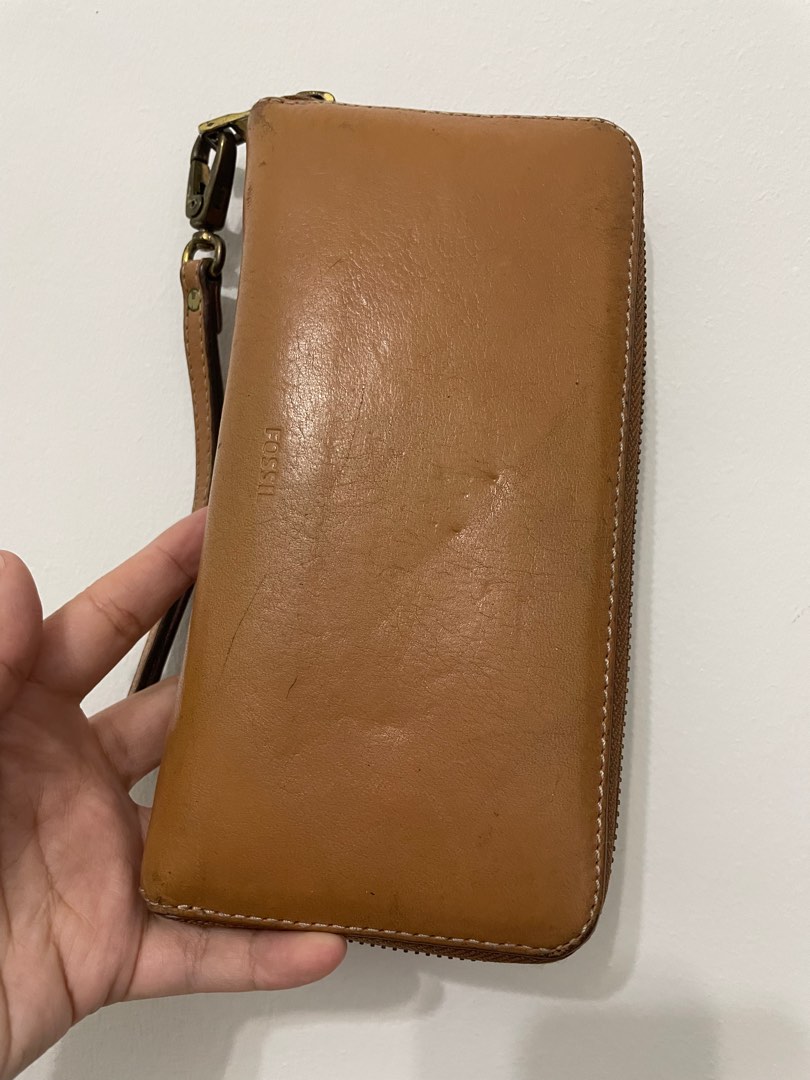 Fossil emma clutch deals