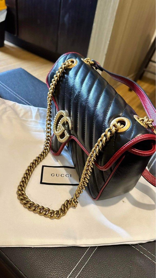 GUCCI, GG Marmont Chevron Leather with Red Trim Shoulder Bag in Black