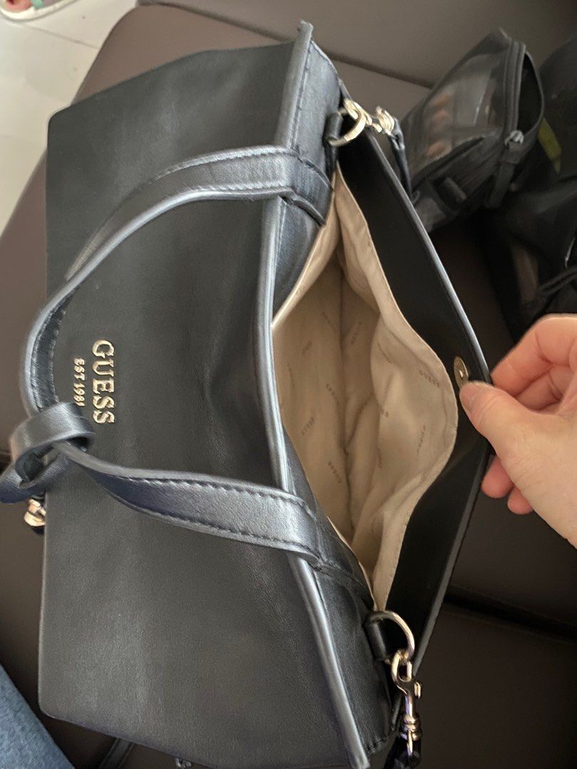 Guess Shawna TopHandle satchel bag, Luxury, Bags & Wallets on Carousell