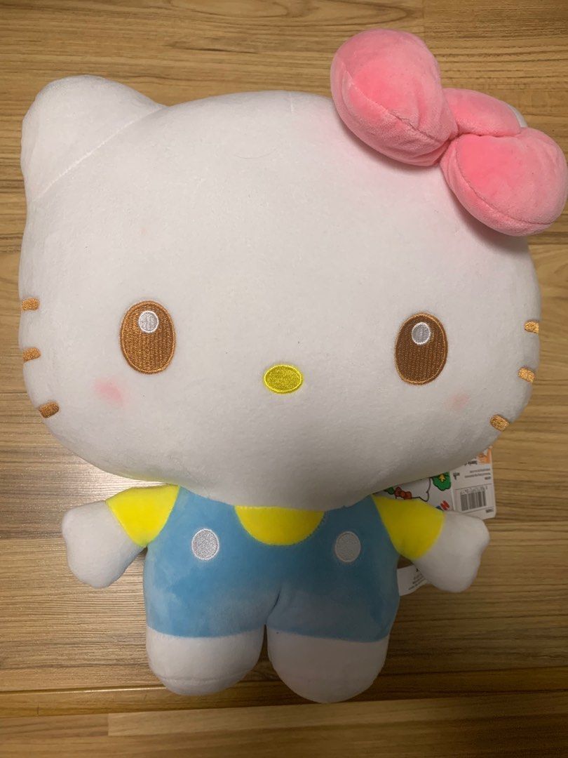 hello kitty stuffy