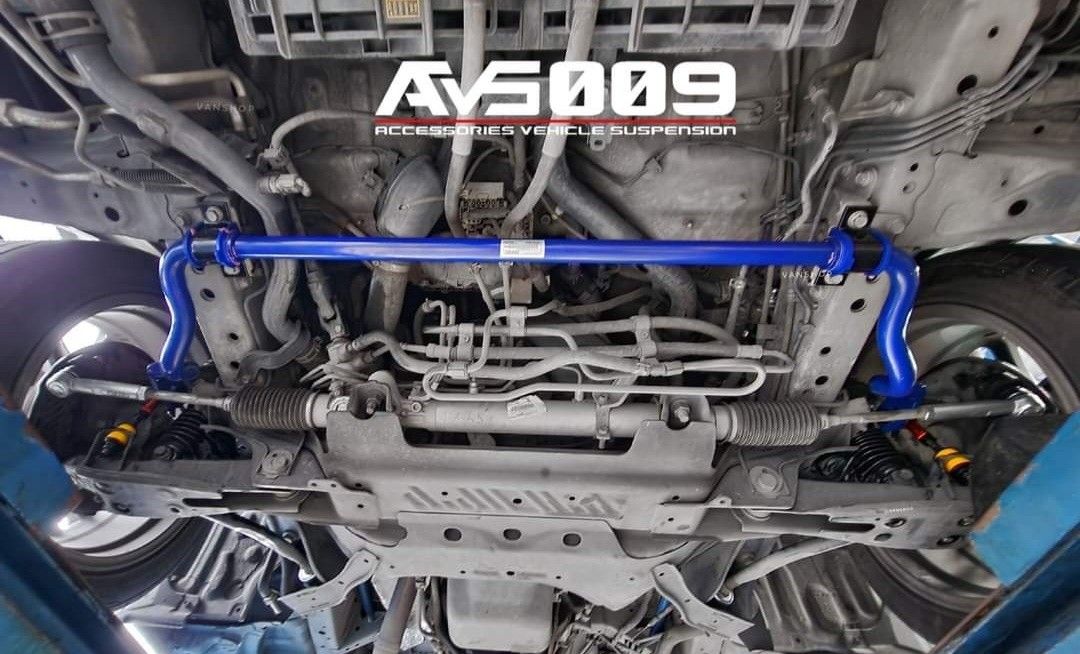 Hiace Antiroll bar, Car Accessories, Accessories on Carousell