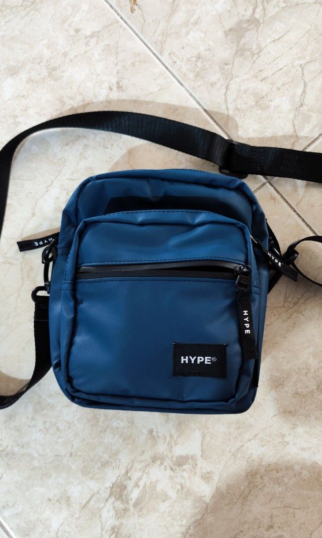 Hype store sling bag
