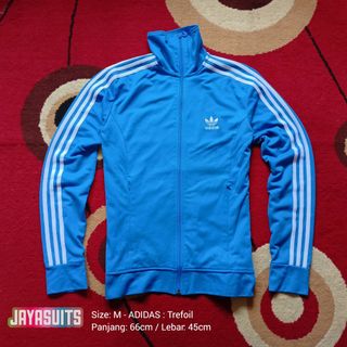 (Kategori: ) berada di . Dikirim oleh jayasuits (ID iklan 1207490221, Gambar 1). Deskripsi: .