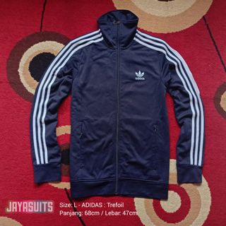 (Kategori: ) berada di . Dikirim oleh jayasuits (ID iklan 1207584081, Gambar 1). Deskripsi: .