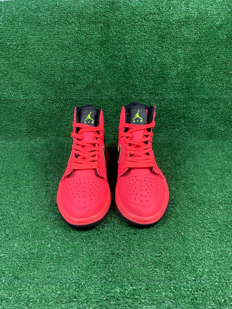 jordan 1 retro hot punch