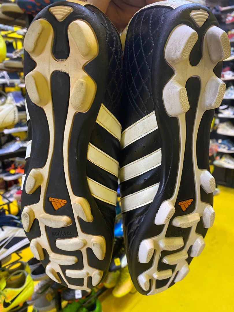 kasut bola adidas x