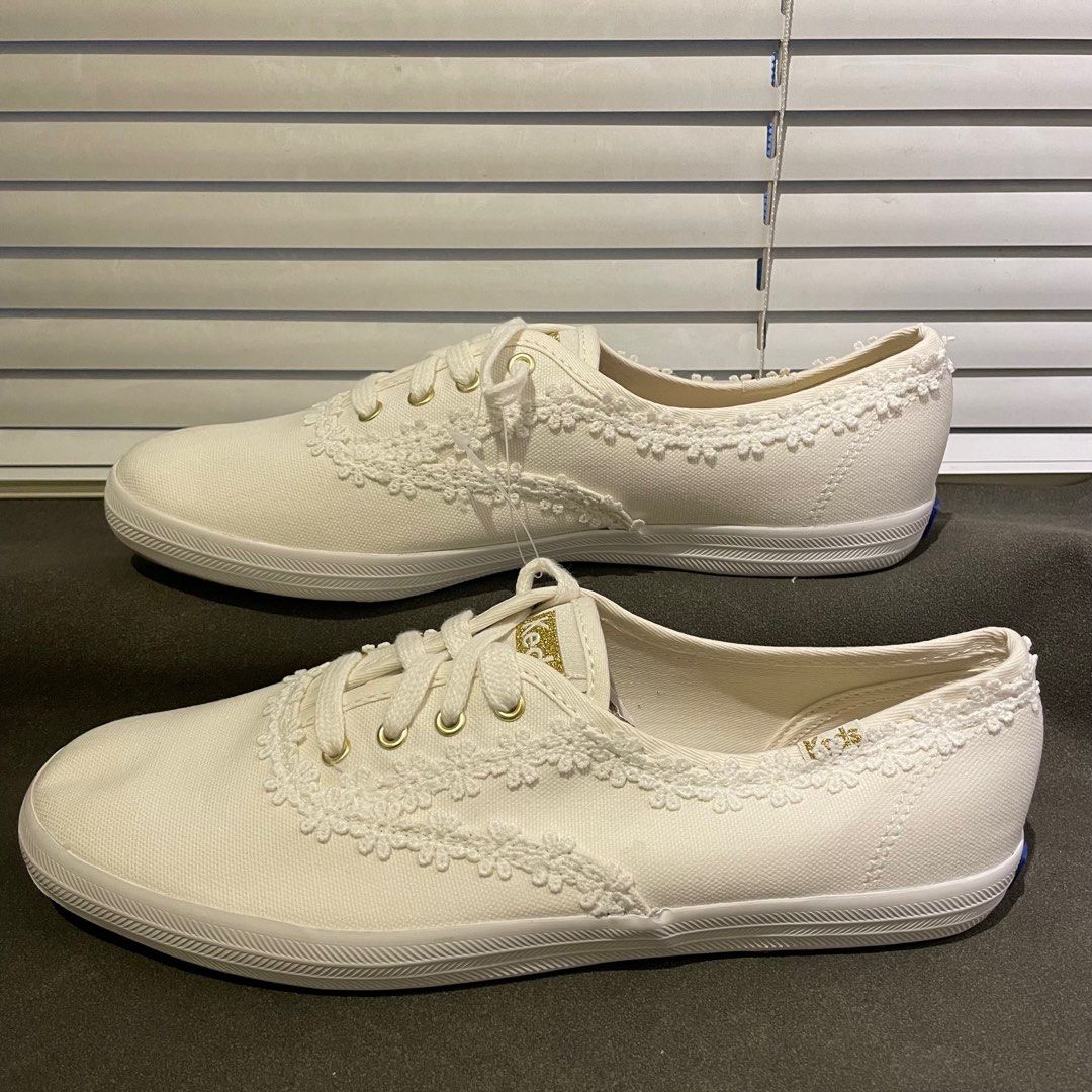 Keds lace store