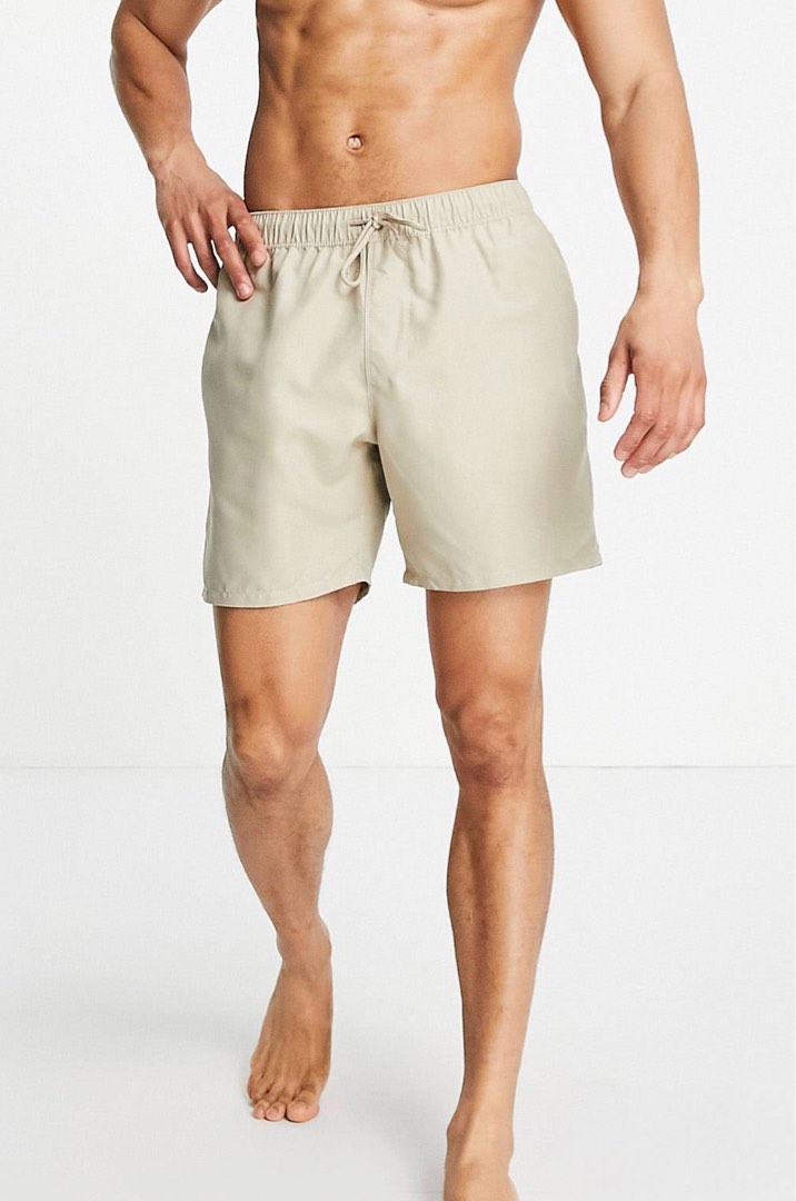 Khaki shorts Men s Fashion Bottoms Shorts on Carousell