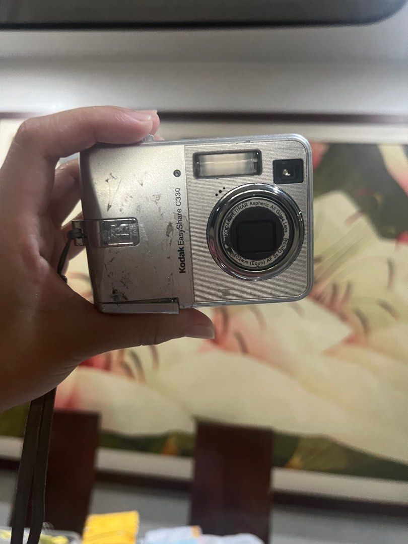Kodak EasyShare C330, Photography, Cameras on Carousell