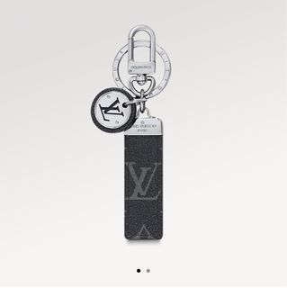 LOUIS VUITTON Calfskin LV Shape Dragonne Bag Charm Key Holder Black 1220983