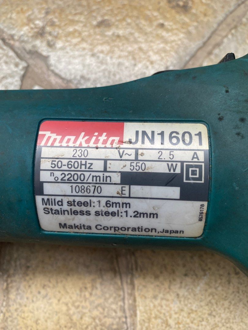 Makita JN1601, 1.6mm Sheet Metal Nibbler, Furniture & Home Living, Home
