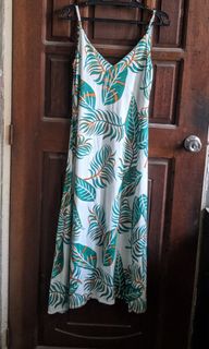 (Category: ) located in . Submitted by skyedecluttersells (Listing ID 1207433903, Image 1). Description: .