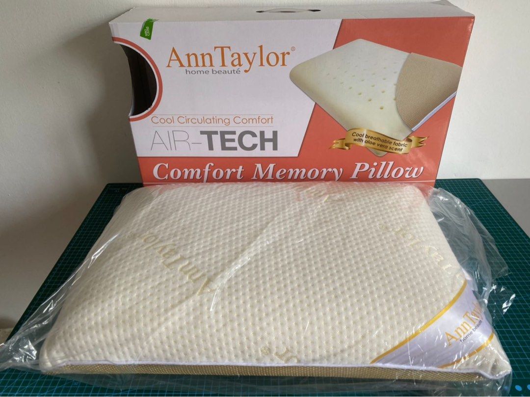 Ann shop taylor pillow