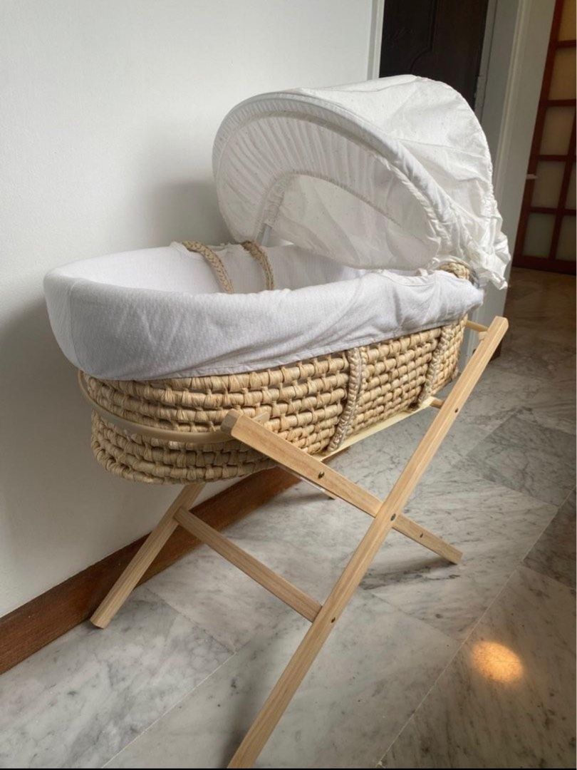 Moses basket/crib with stand, Babies & Kids, Baby Nursery & Kids Furniture, Cots & Cribs on