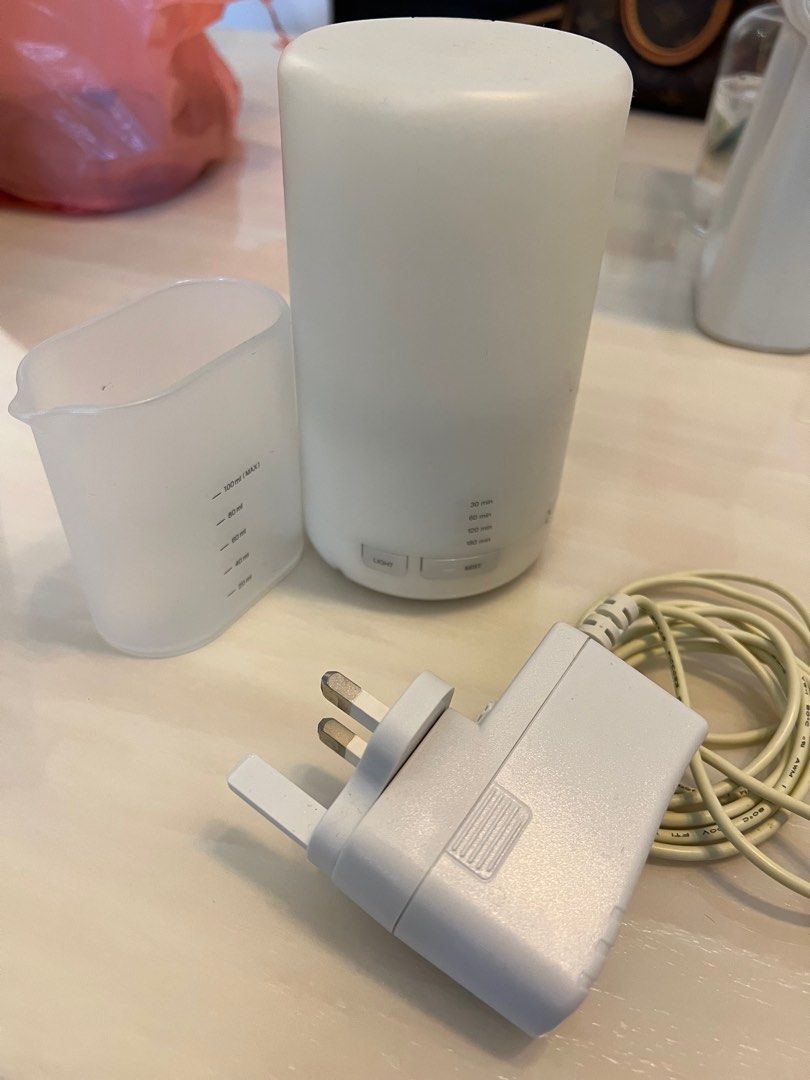 Muji aroma diffuser, Furniture & Home Living, Home Fragrance on Carousell