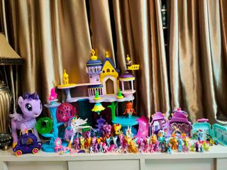 (Category: ) located in . Submitted by oHappyLandO (Listing ID 1207591572, Image 1). Description: .
