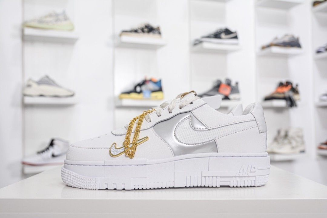 Nike Air Force 1 Low Pixel “Summit White” (W)(2022) DC1160-100, Women's  Fashion, Footwear, Sneakers on Carousell