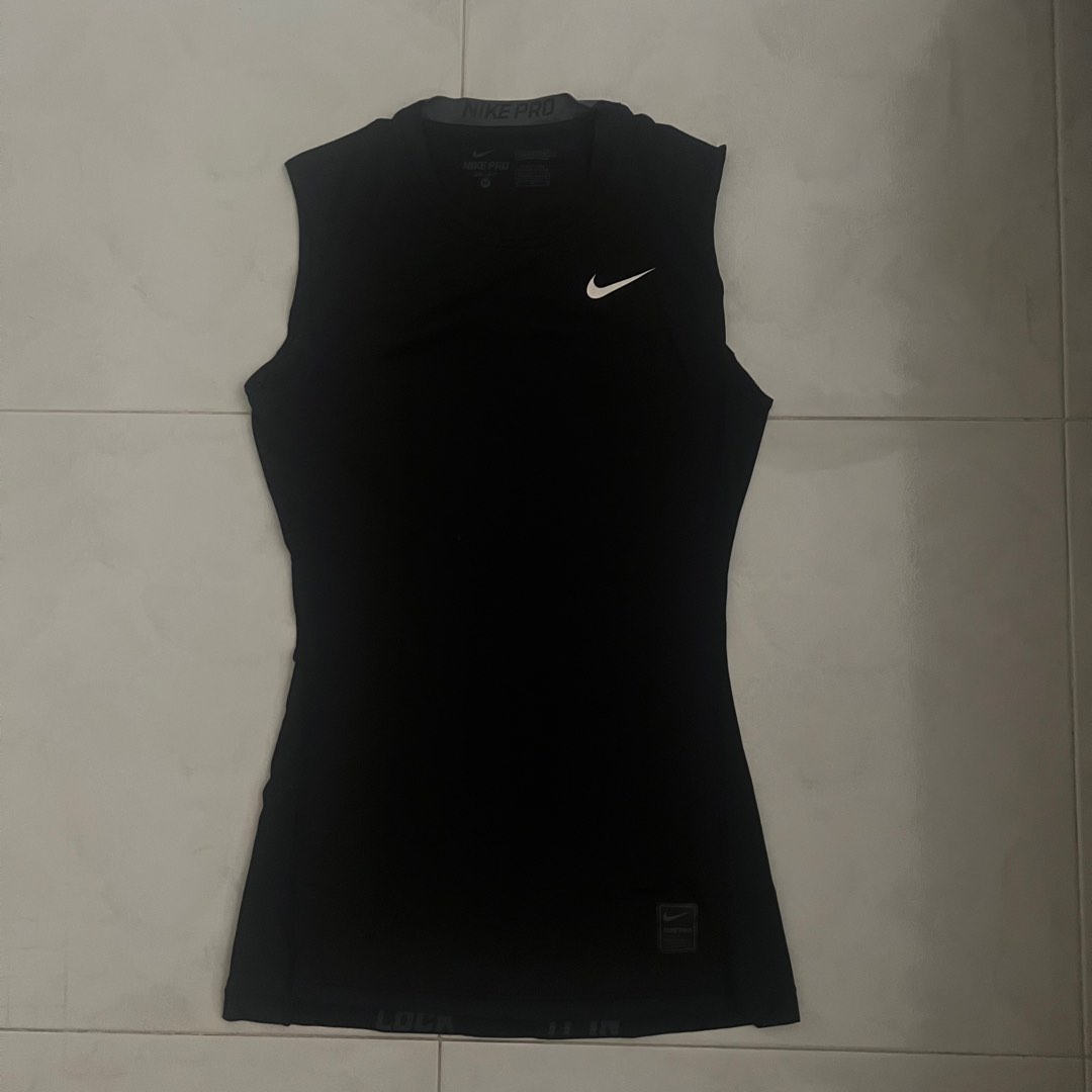 Nike pro tank top compression, Men's Fashion, Activewear on Carousell