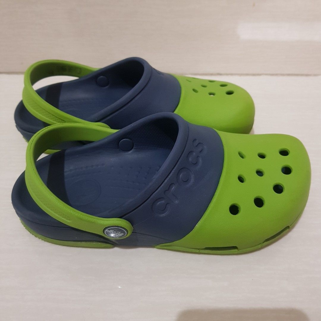 Original Crocs size J2, Bayi & Anak, Baju Anak Lakilaki, 8 hingga 12