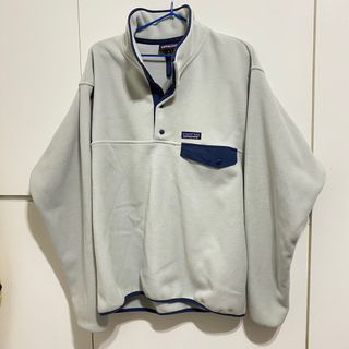 Patagonia 搖粒絨半套衫 淺灰