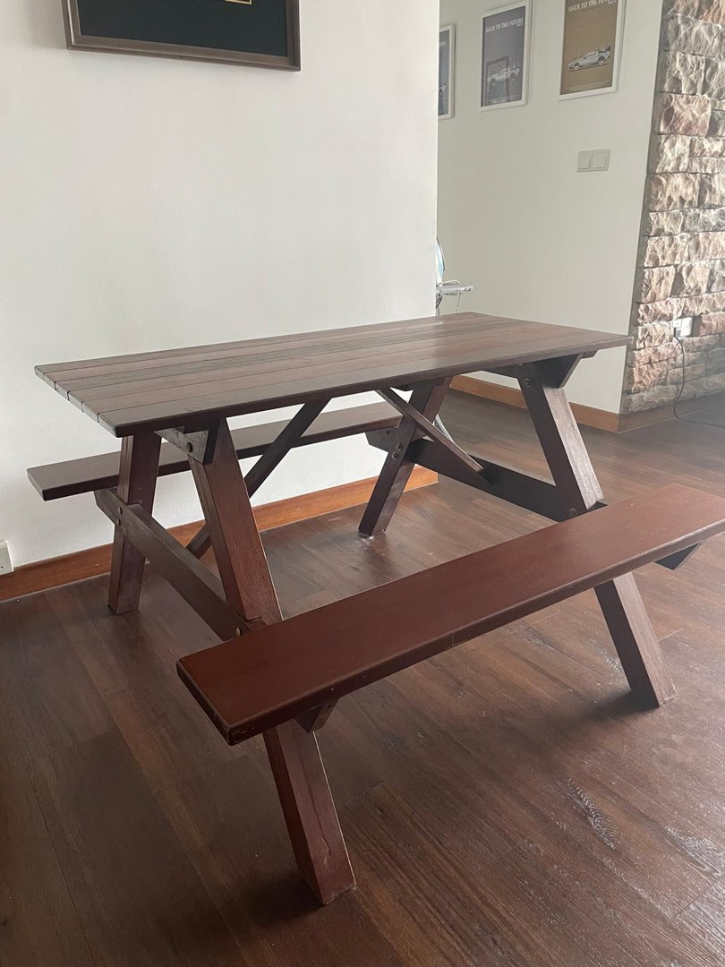 picnic dining table