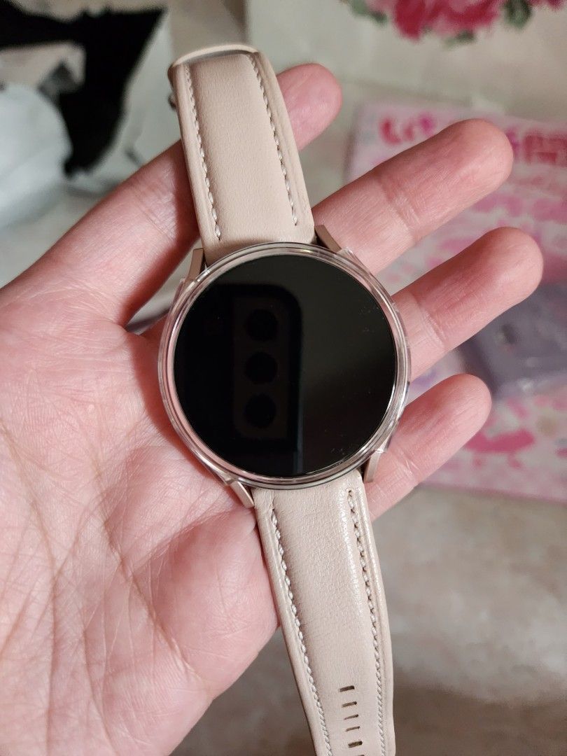 Watch 4 rose gold top