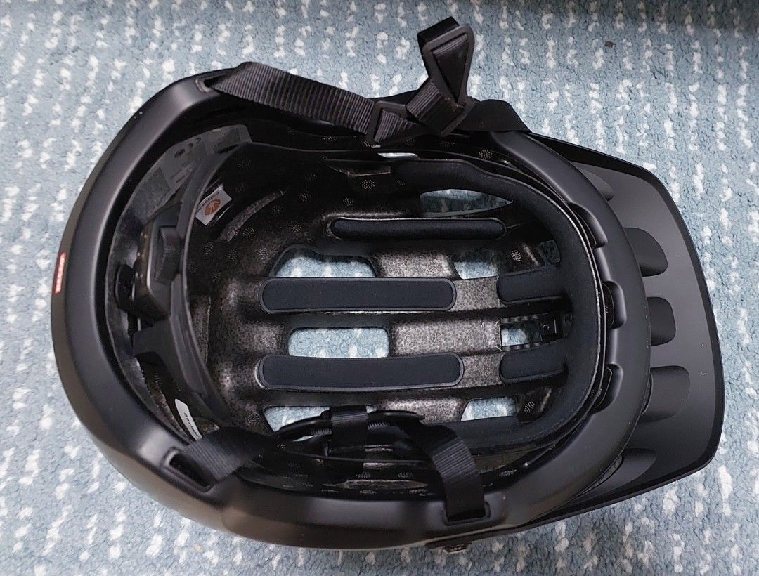 POC Helmet , Sports Equipment, Bicycles & Parts, Parts & Accessories