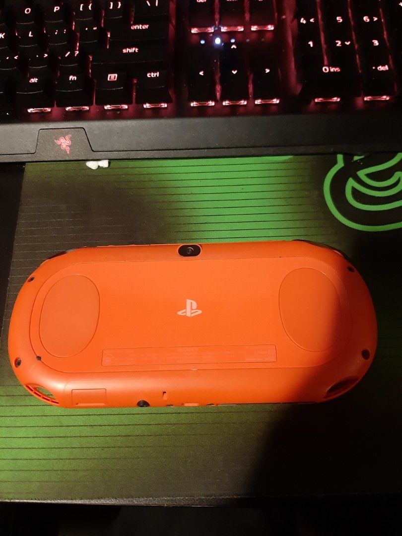 ps-vita-2000-soft-modded-video-gaming-video-game-consoles
