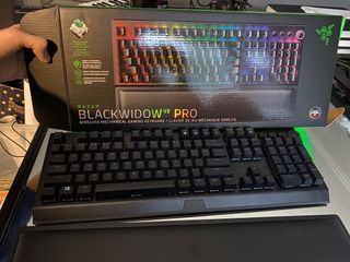 Razer black window V3 Pro