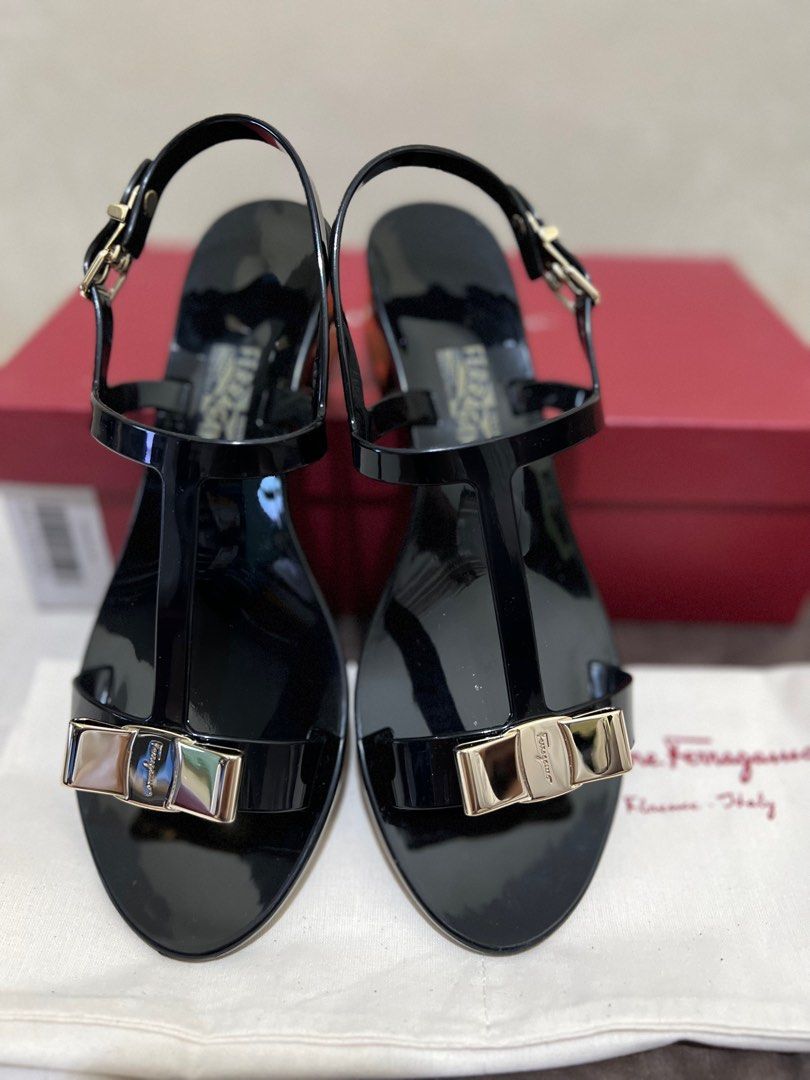 Ferragamo favilia top jelly sandals