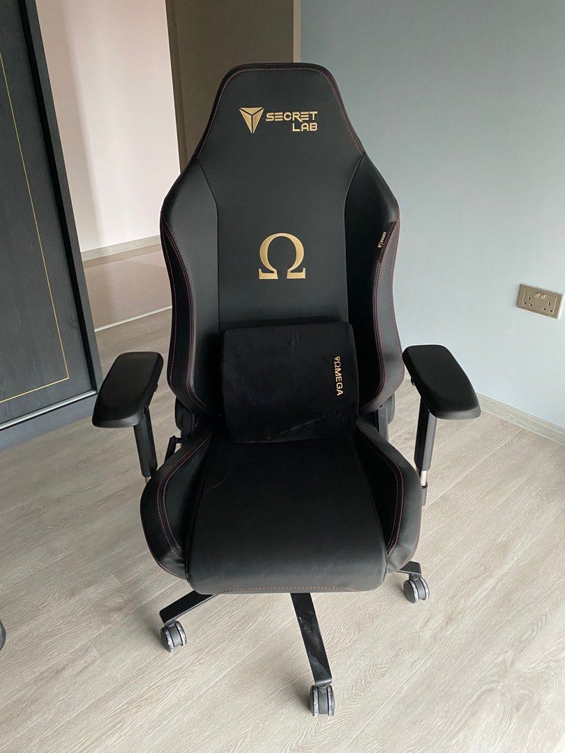 Secret Lab Chair, Furniture & Home Living, Furniture, Chairs on Carousell
