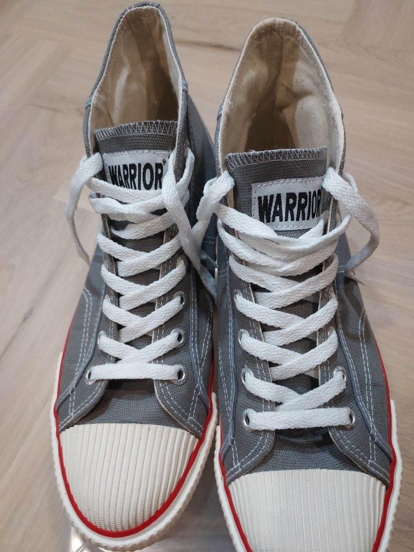 Sepatu Warrior Indonesia Grey Size 42 Men s Fashion Footwear