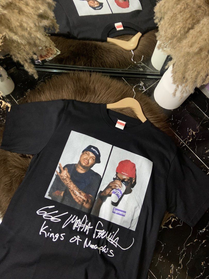 Supreme portrait tees sales